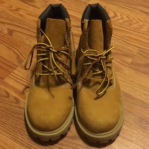 Kid Size 12 Timberland’s (Brand New , Never Worn)